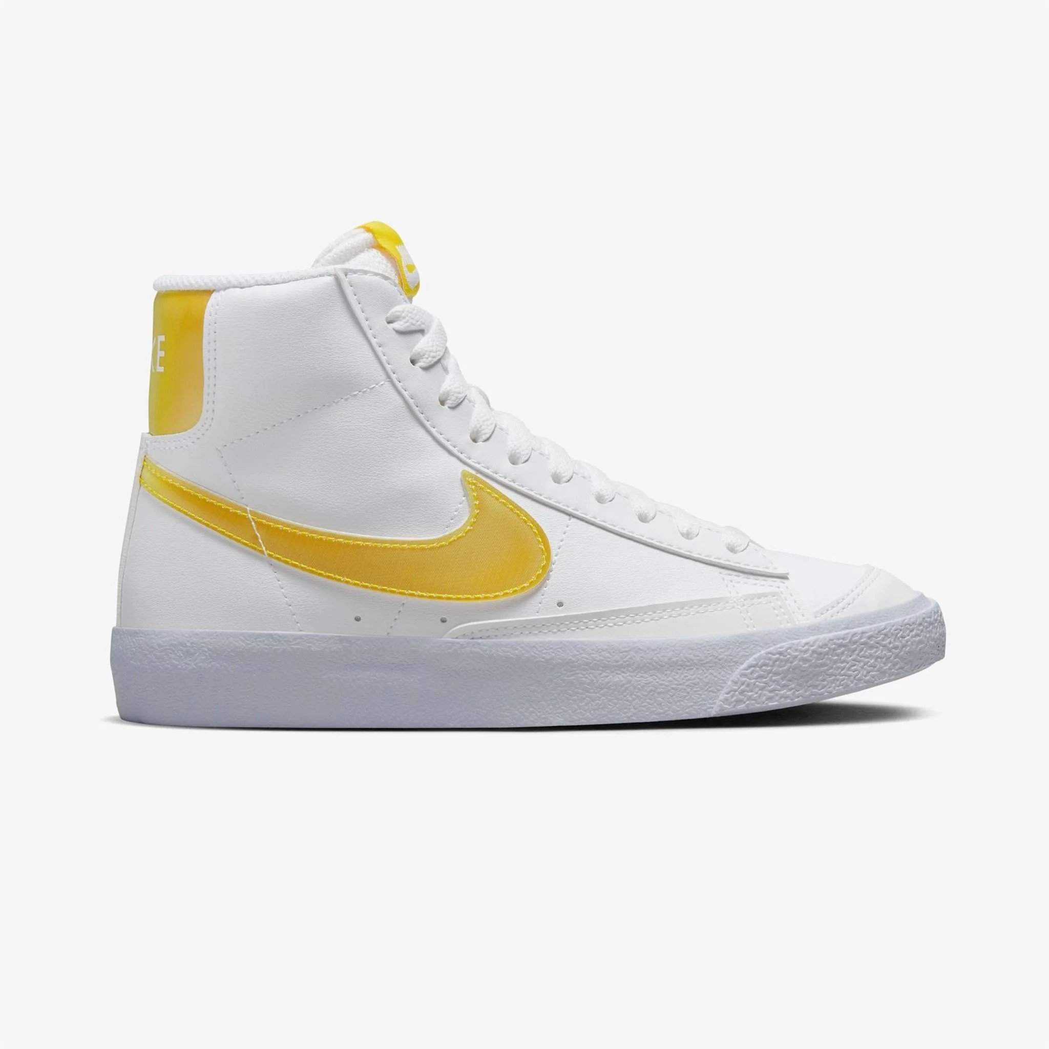 Nike Blazer Mid Kadın Beyaz Spor Ayakkabı FJ4670-100