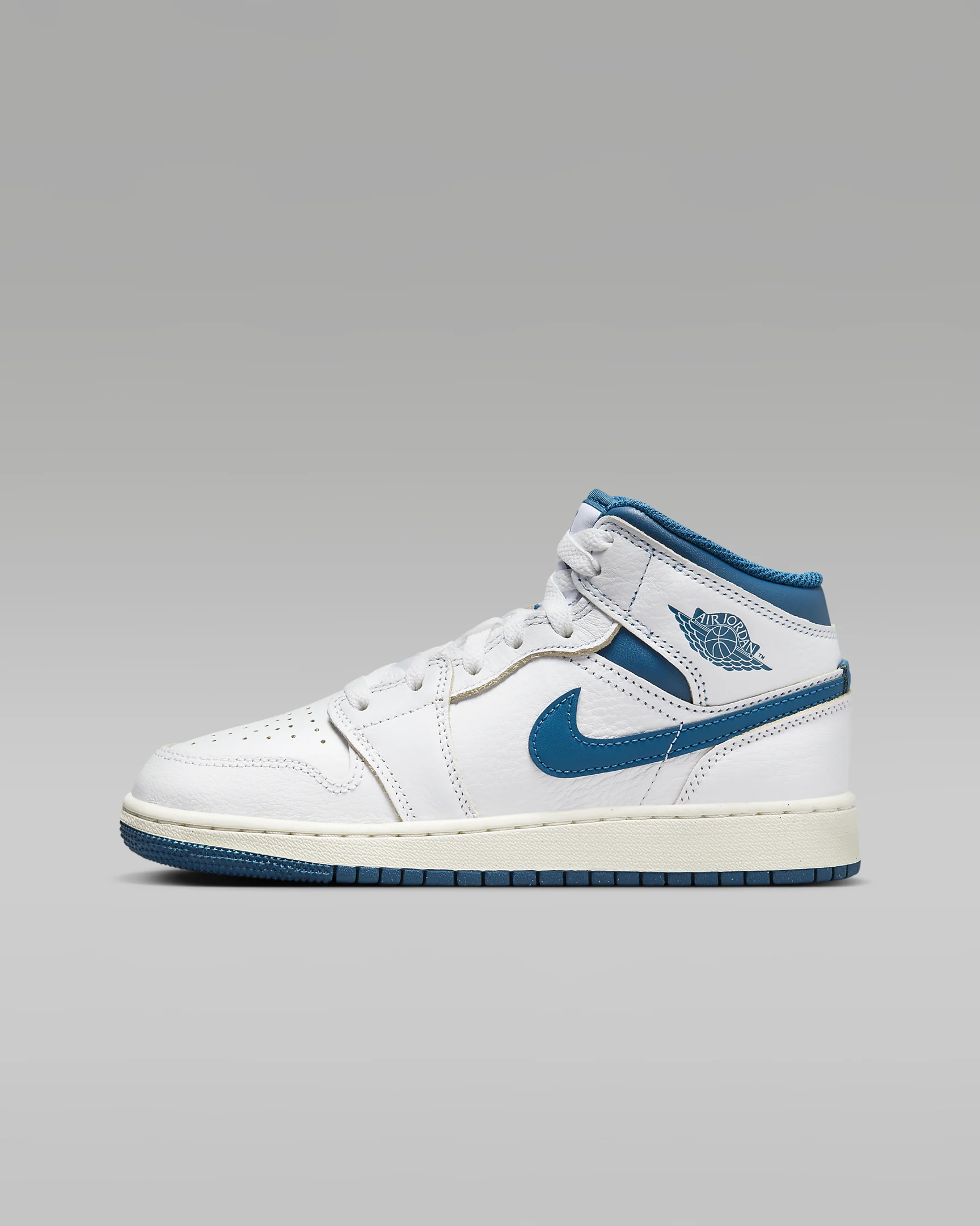 Nike Jordan Air 1 Mid SE Beyaz Spor Ayakkabı FN7432-141