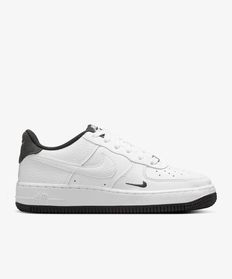 Air Force 1 LV8 Beyaz Spor Ayakkabı