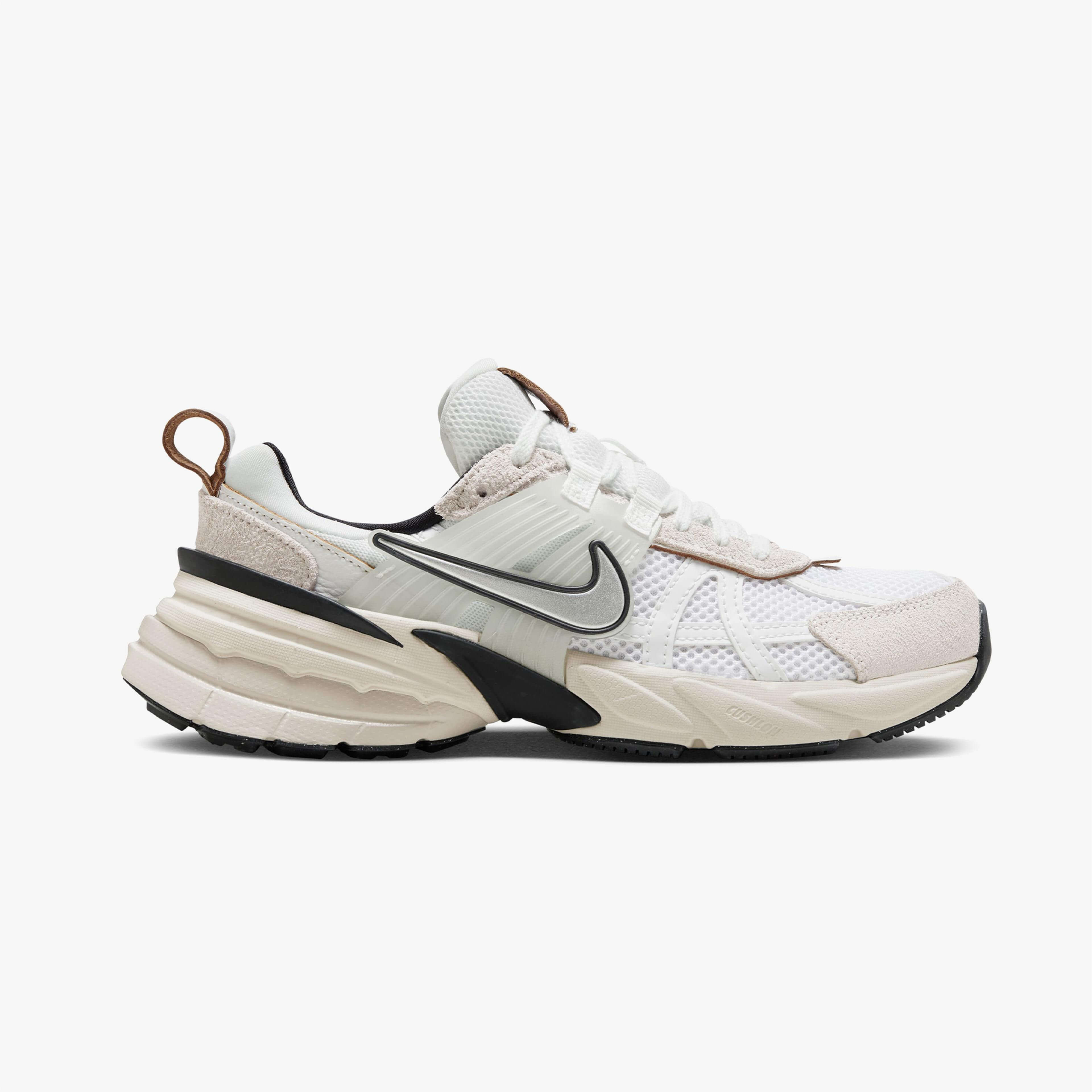 Nike V2K Run Kadın Beyaz Sneaker FN6703-100