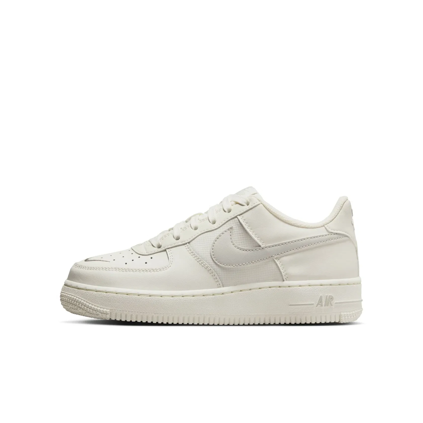 Nike Air Force 1 Beyaz Günlük Spor Ayakkabı IB7688-100