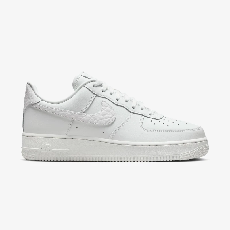 Air Force 1 '07 Low Kadın Beyaz Spor Ayakkabı