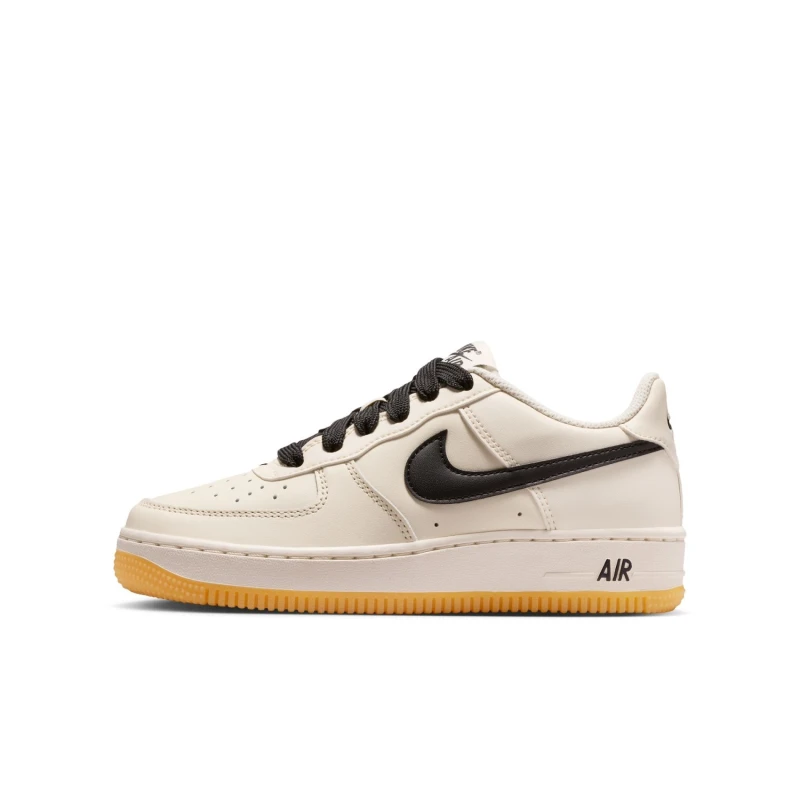 Air Force 1 LV8 Krem Sneaker Ayakkabı